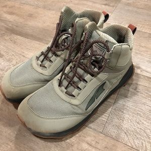 Altra lone peak high top